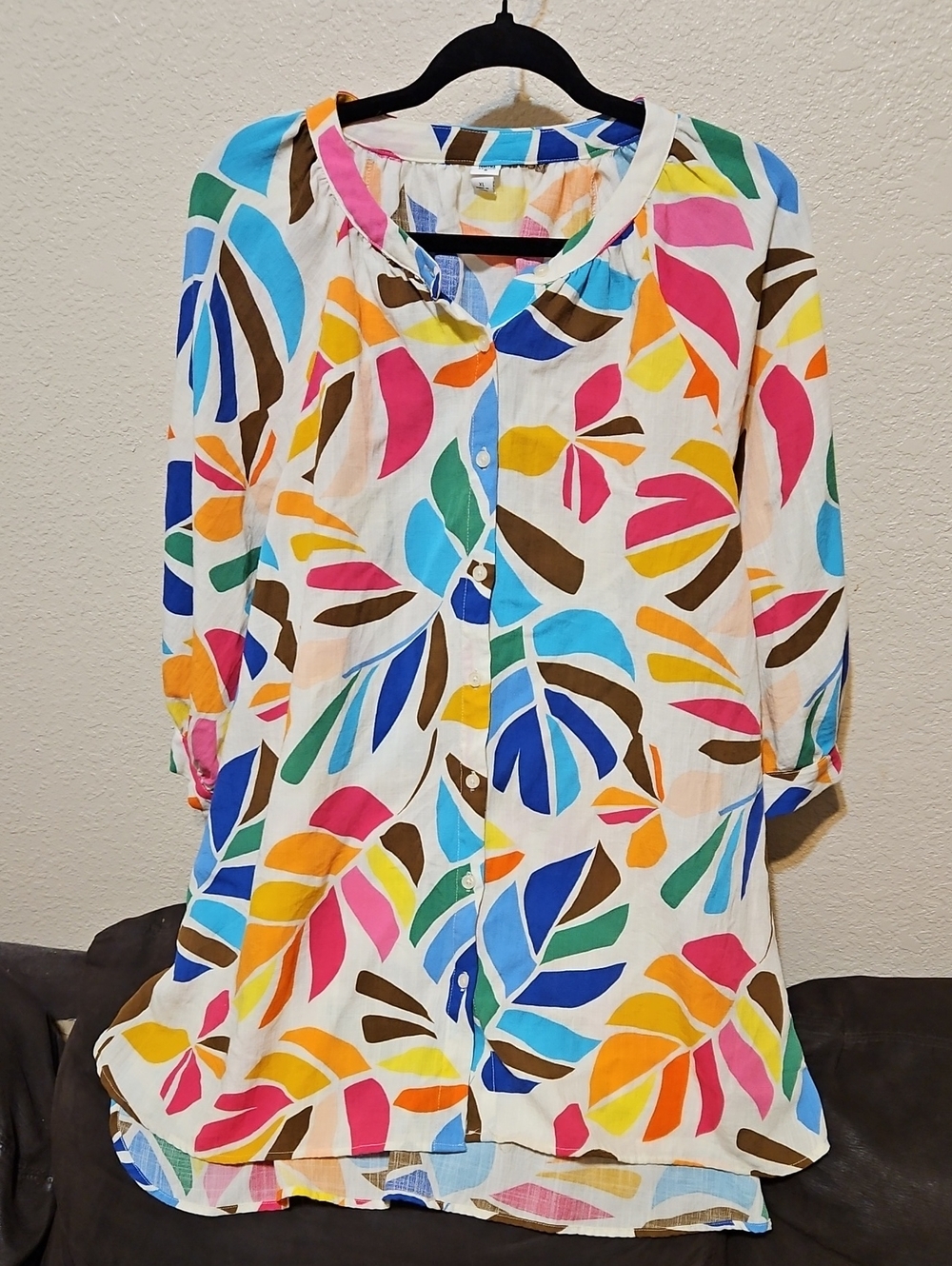 Bright Multicolor Leaf-Print Button Down Shirt With Pockets.